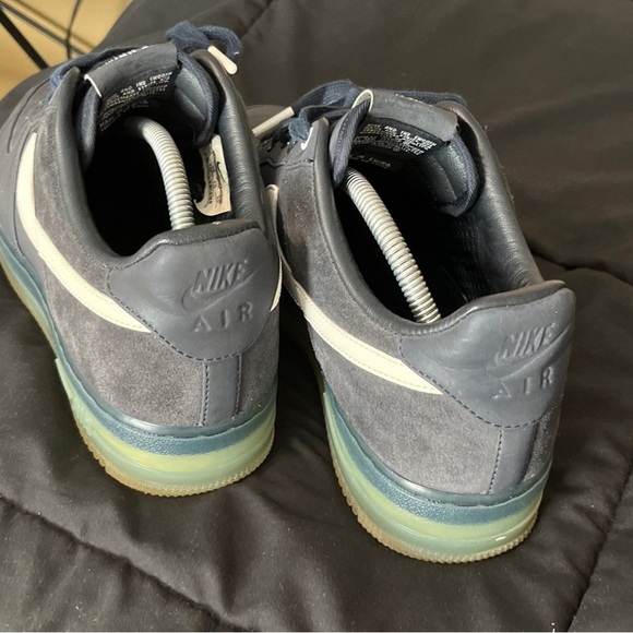 Nike: Air Force 1 (Low NRG Medal Stand) - Picture 4 of 5